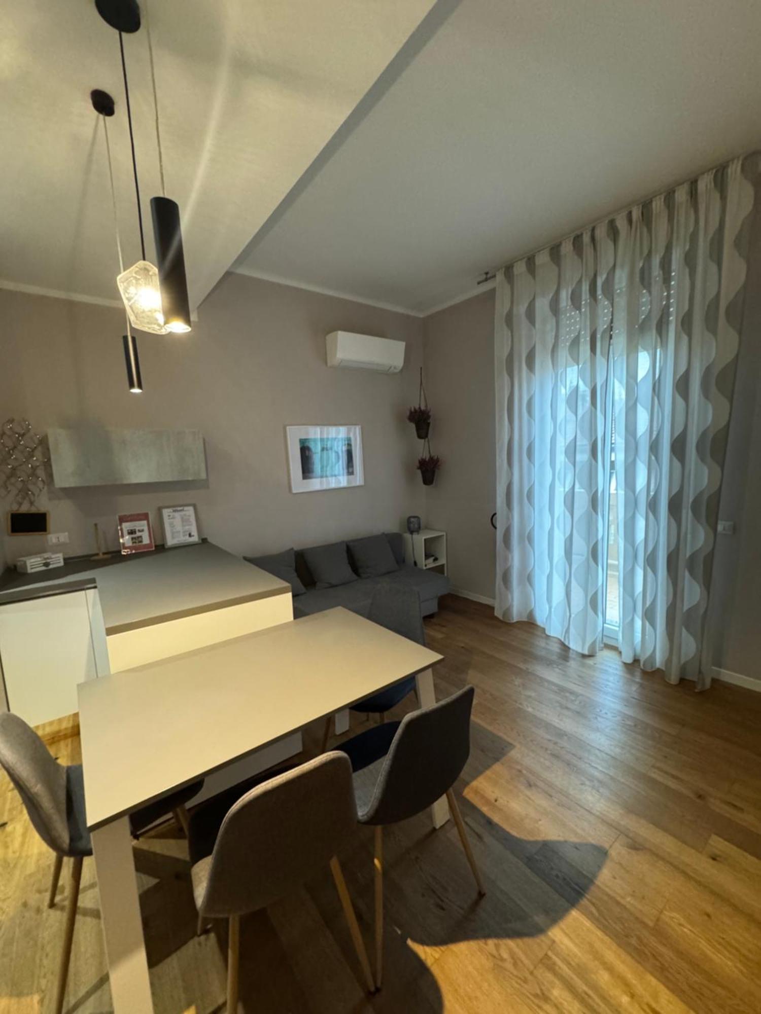 Central And Cosy Apartament 博洛尼亚 外观 照片